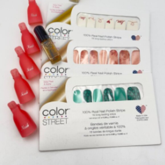Color Street Nail Polish Strips Set - Red - Green - White - Picture 6 of 6